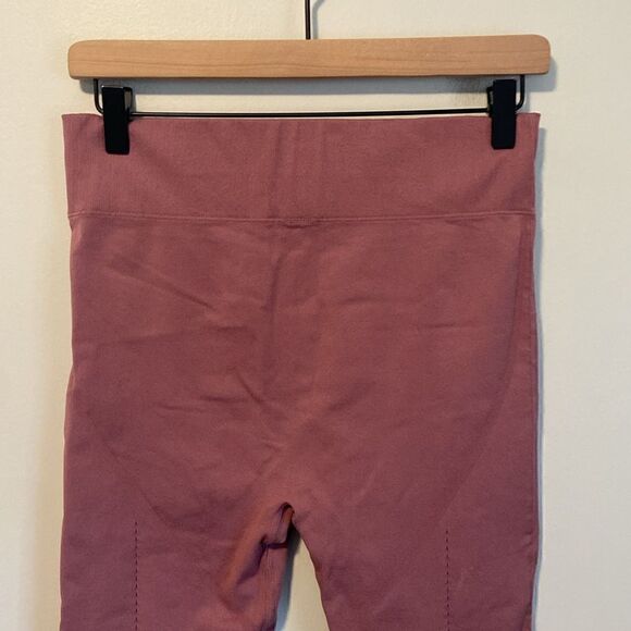 Fabletics Blush Pink High Waisted SculptKnit 7/8 Leggings Size Large - Picture 6 of 10